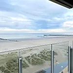 Apartment Beachfront In Nieuwpoort