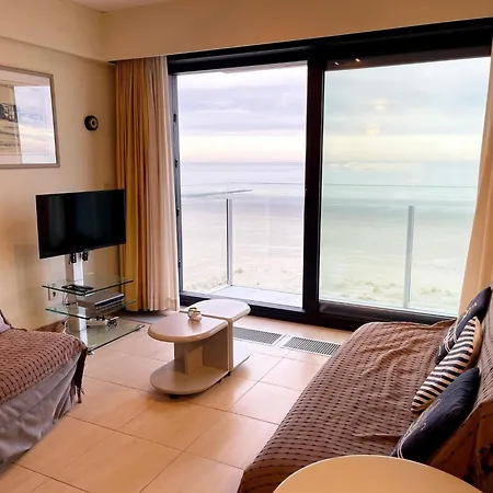 Apartment Beachfront In Nieuwpoort