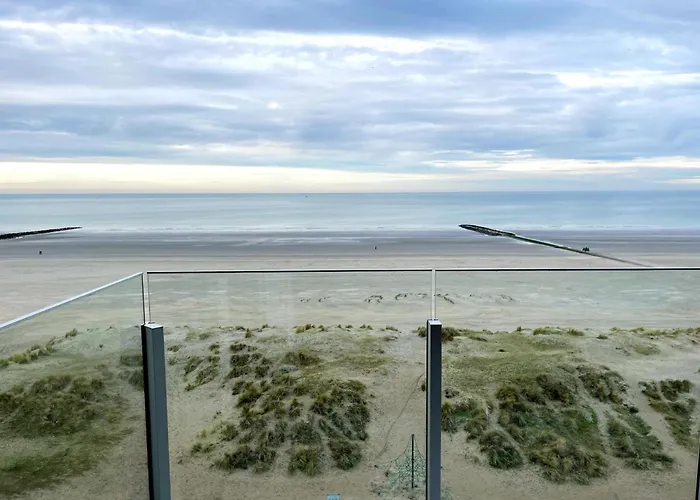 Апартаменты Beachfront In Ньивпорт